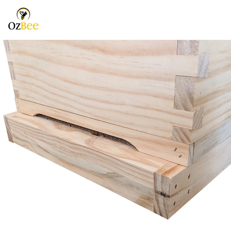 8F FRAME STAINLESS STEEL MESH BEE HIVE BOTTOM BASE BEEHIVE NZ PINE